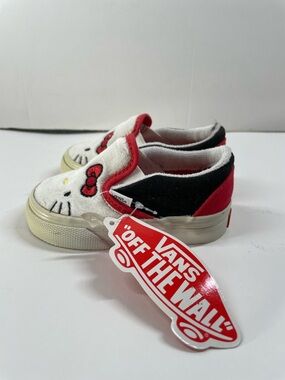 Vans Hello Kitty Slip-On Sneakers in White, Red & Black Toddler Size 4